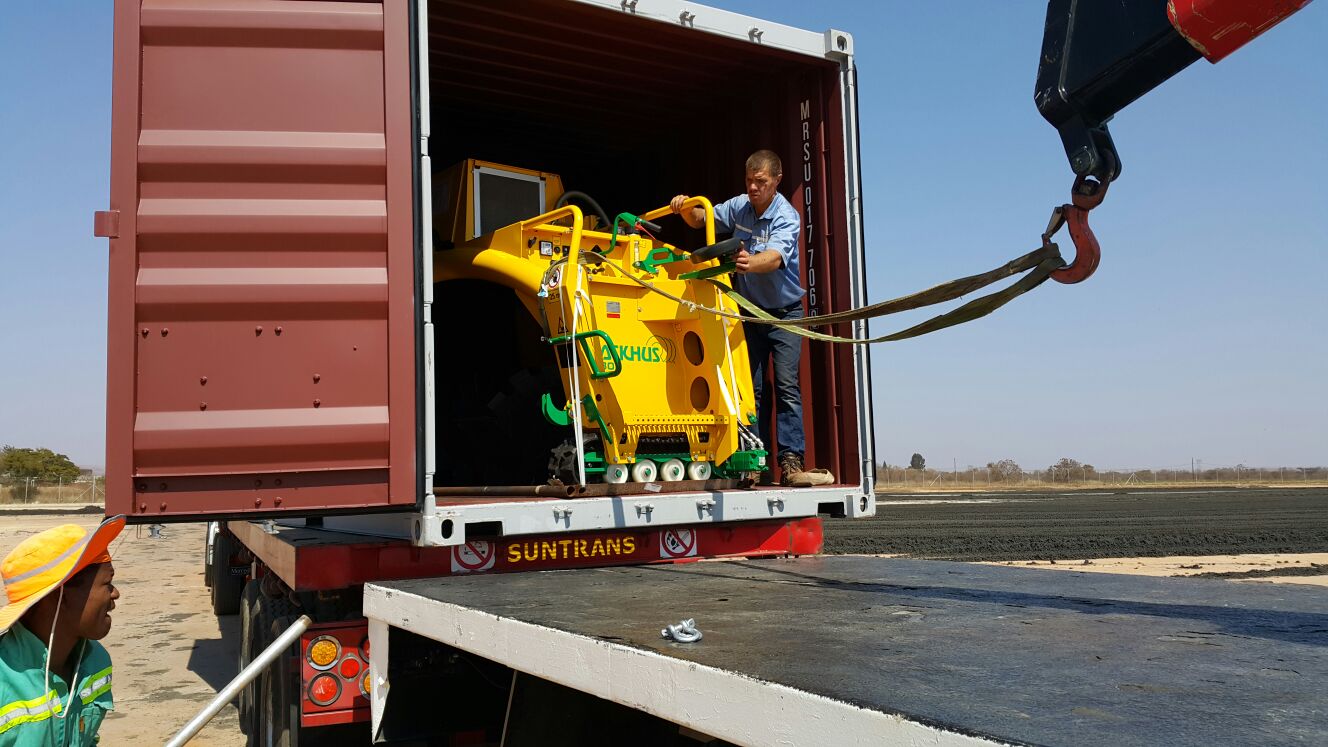 Backhus Self-Propelled Compost Turners | High-Capacity Windrow Turners South Africa thumbnail 4