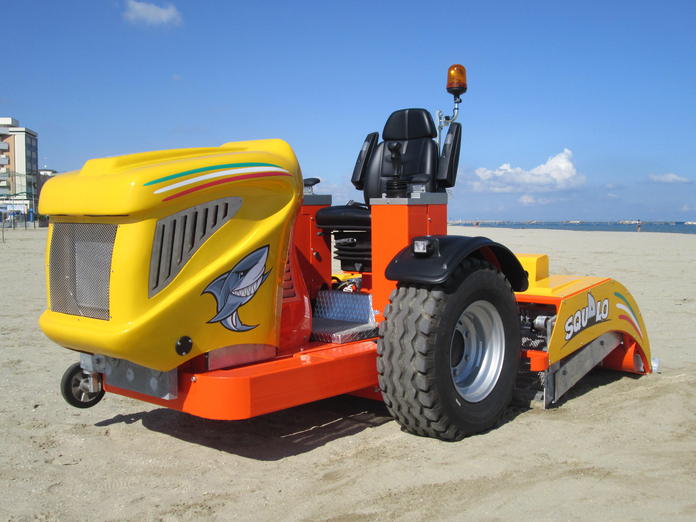 Beach Cleaners – Tractor-Mounted, Self-Propelled & Walk-Behind thumbnail 3