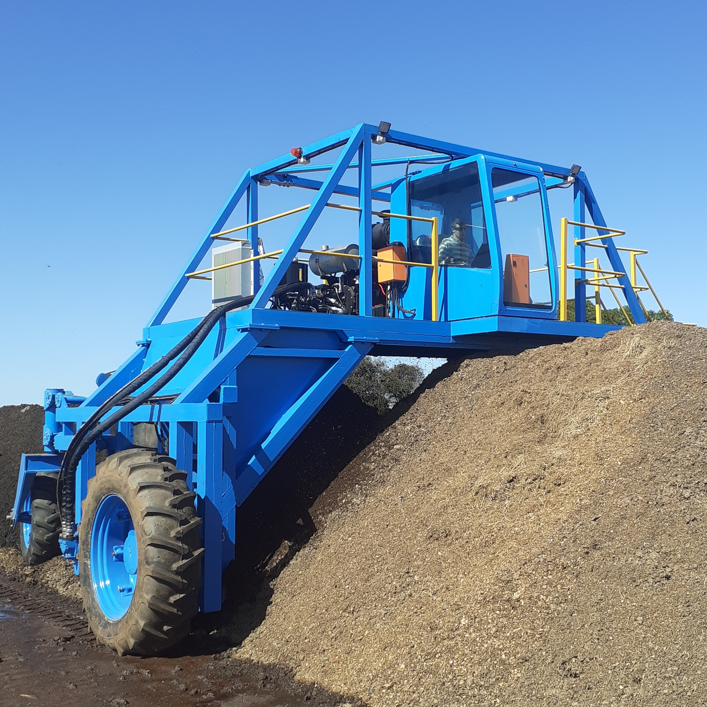 CT6 Self-Propelled Compost Turner | 6m High-Capacity Windrow Turner South Africa thumbnail 2