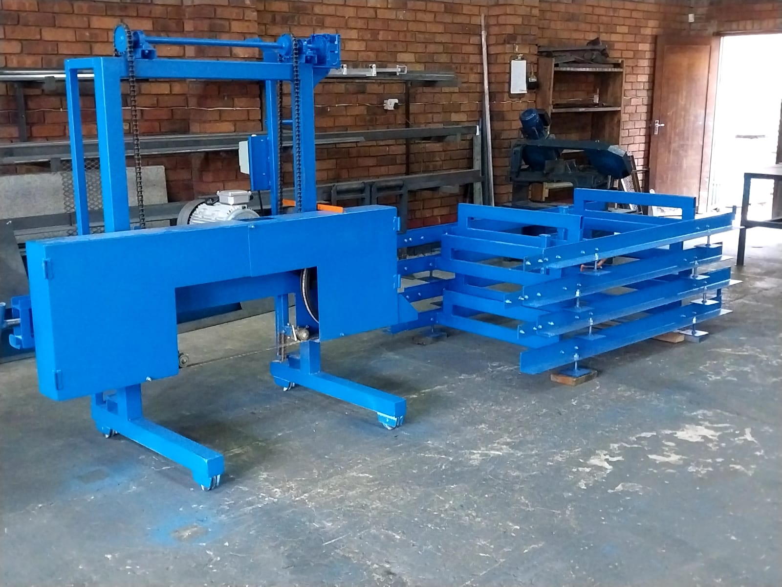 Portable Sawmill - Manual thumbnail 2