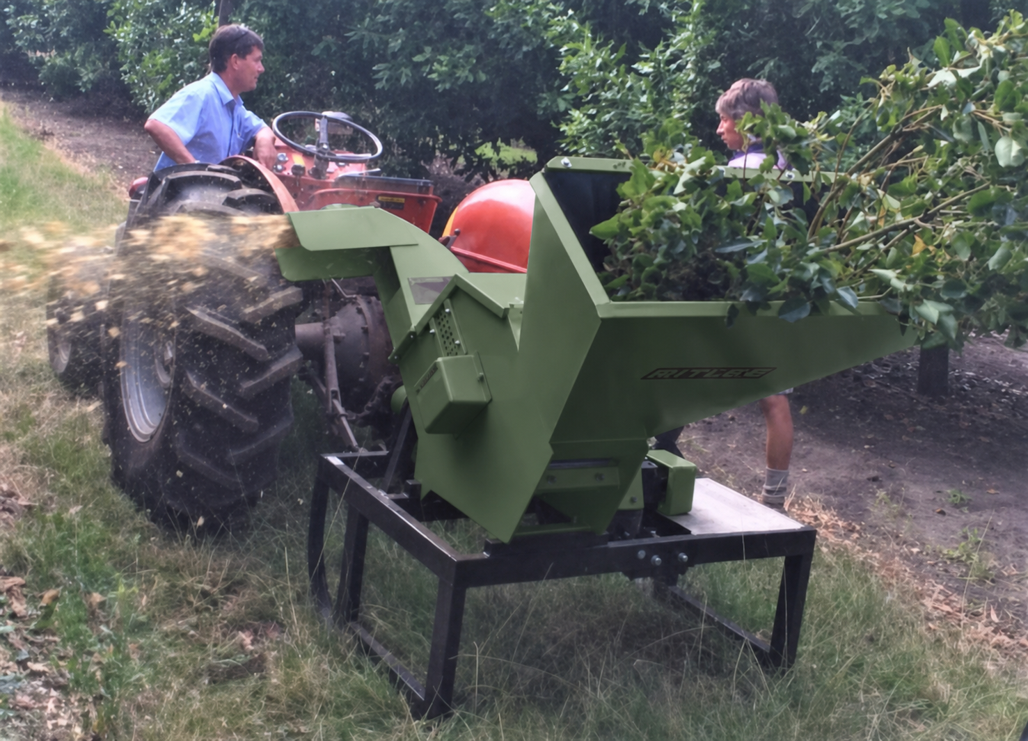 Ritingwe Model 20 90-Degree Tractor-Mounted Wood Chipper thumbnail 4