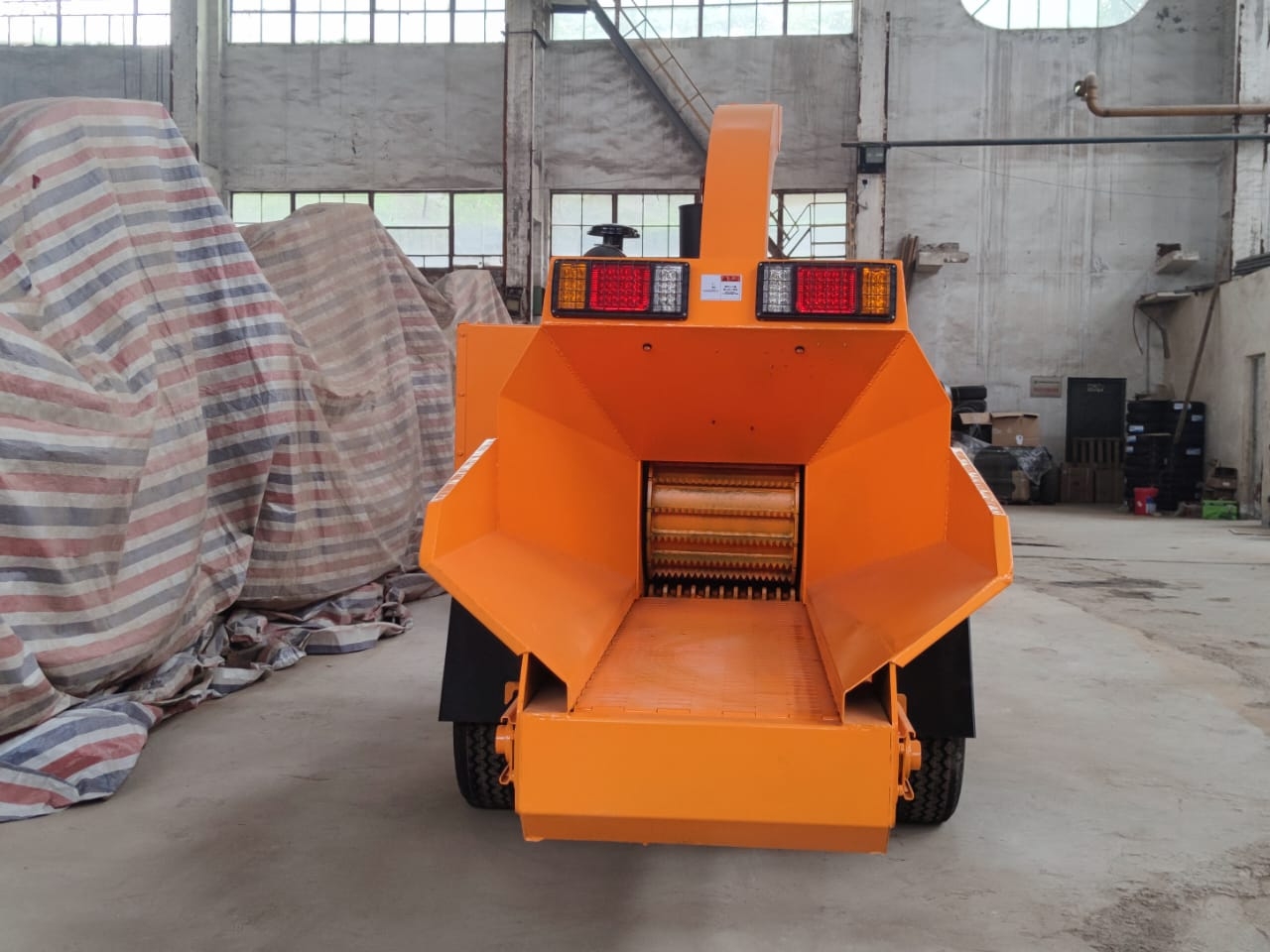 Feed Open showing aggressive size feed roller