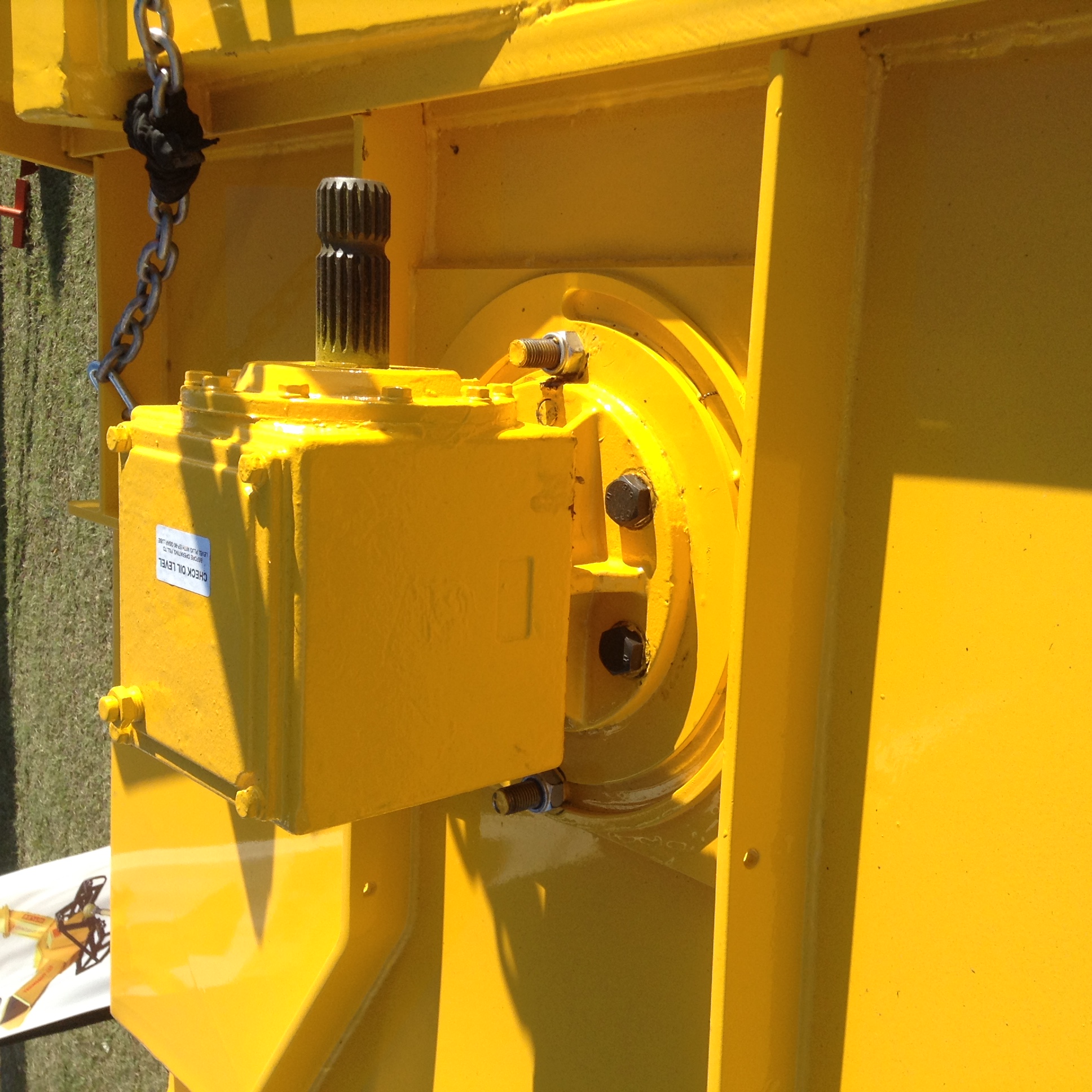 Gearbox mounting and rotation